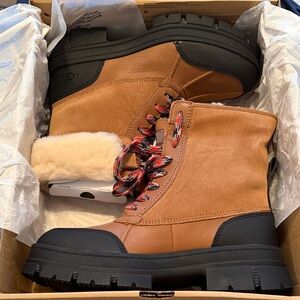 NEW UGG Ashton Addie Winter Boots